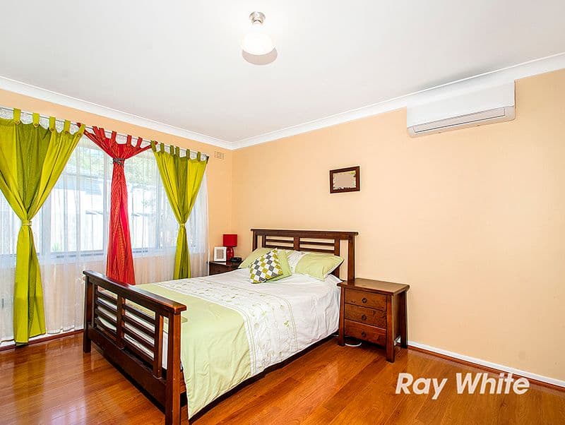 11 Coolong Street, Castle Hill - Thumbnail 5