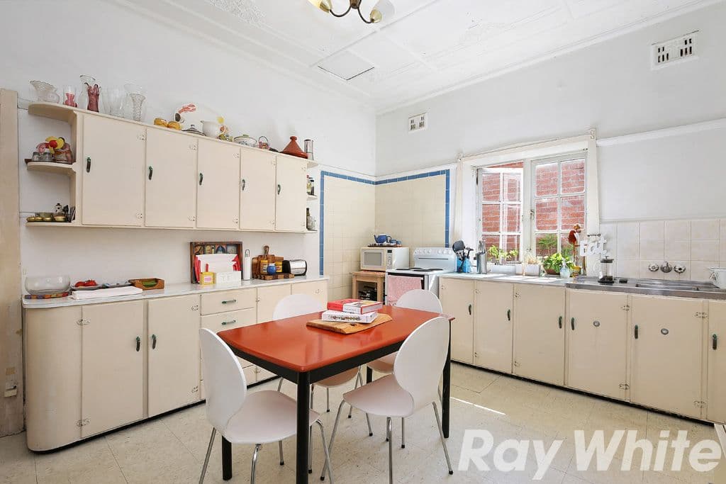 3 Burfitt Street, Leichhardt - Thumbnail 3