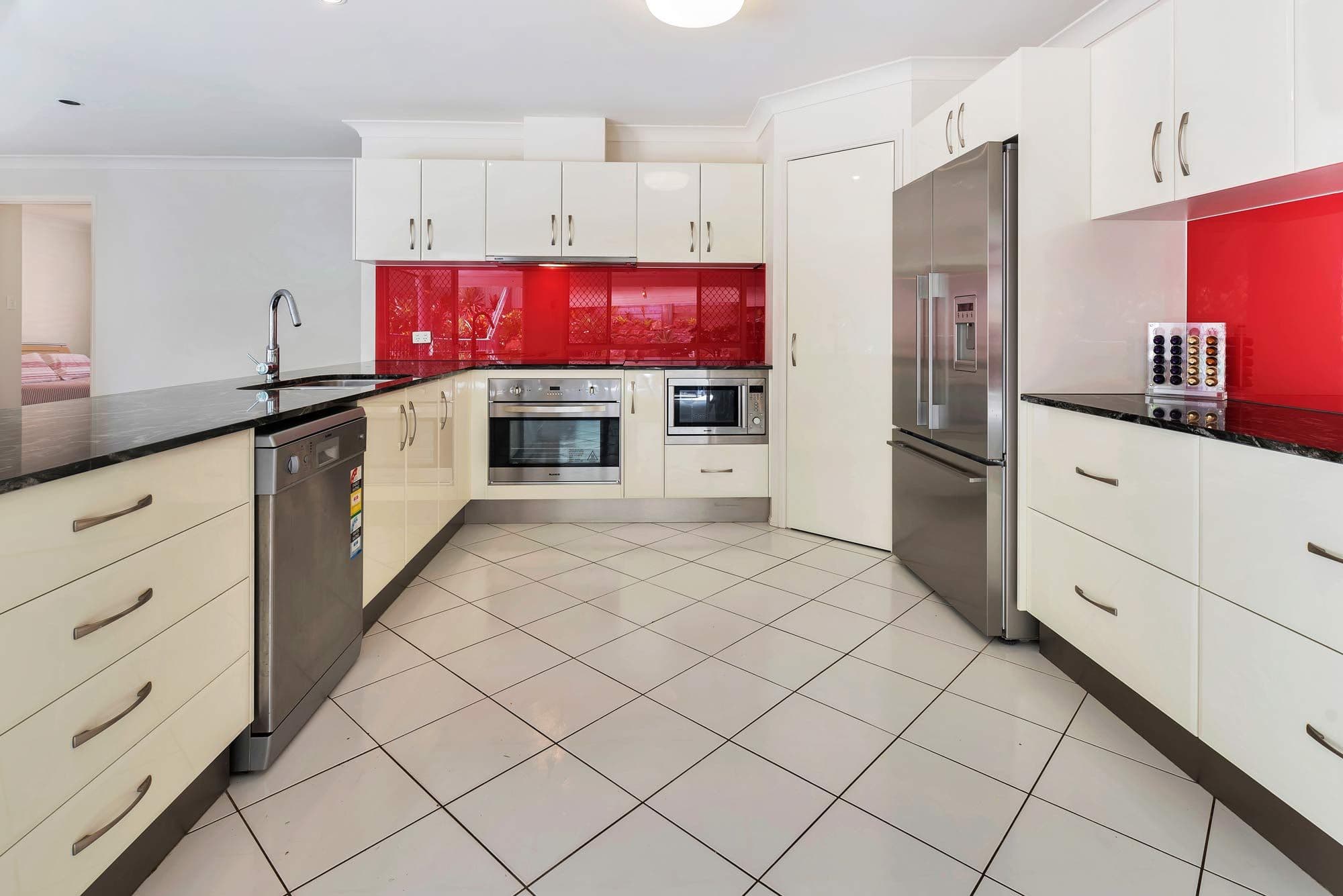 3 Wadkins Court, Parkwood QLD 4214, Parkwood - Thumbnail 6