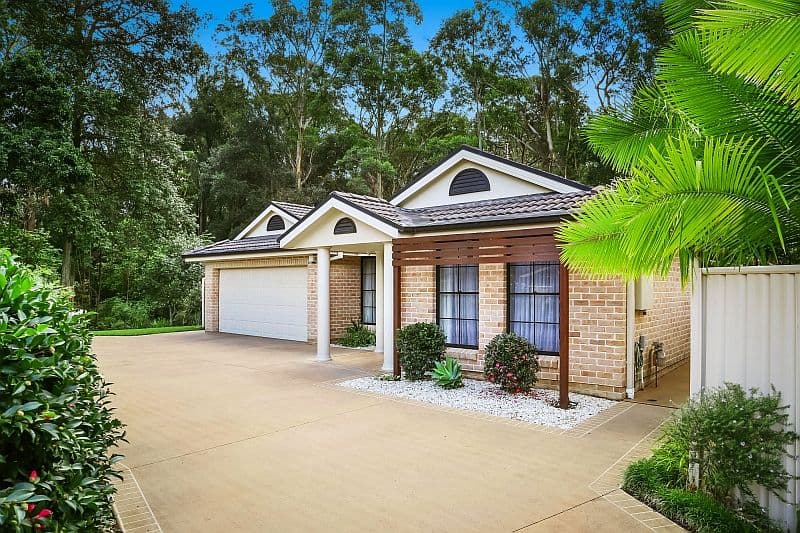 23 Quattroville Place, Green Point - Image 1