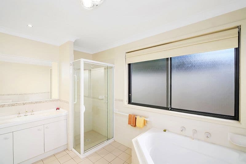 23 Quattroville Place, Green Point - Thumbnail 7