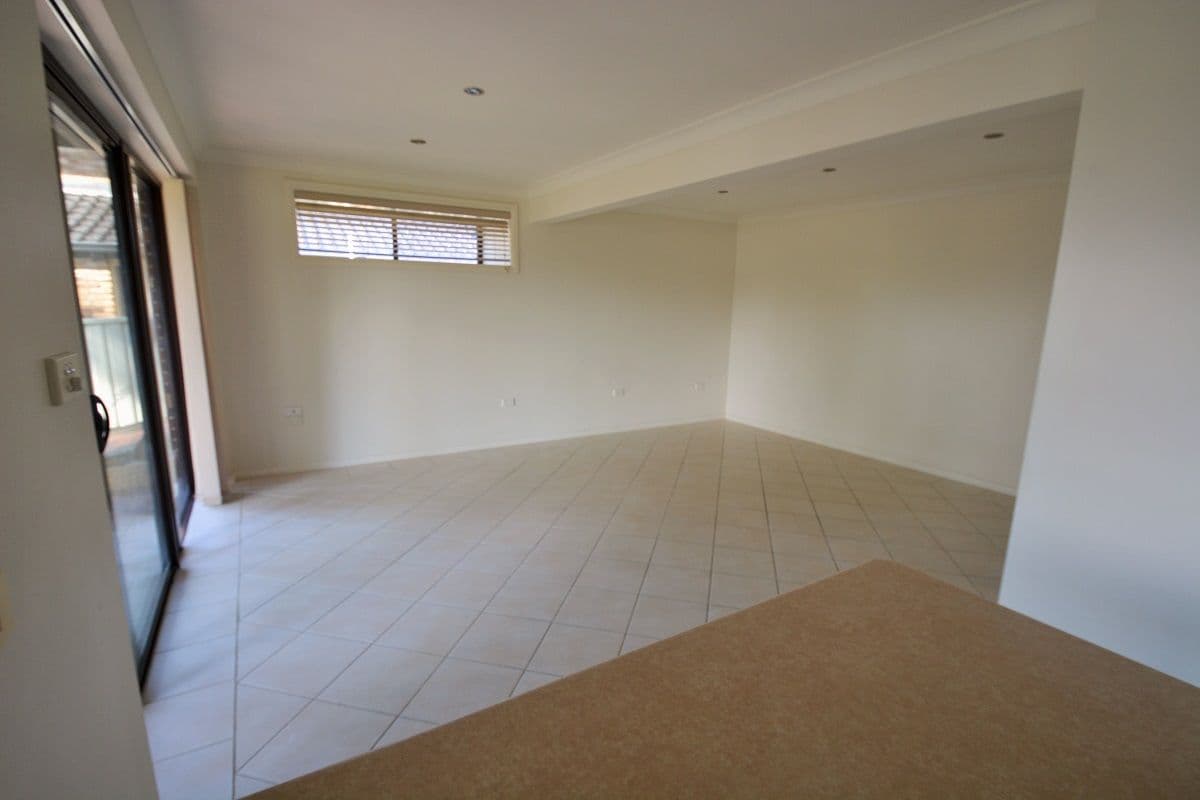 38 Cowper Street, Helensburgh NSW 2508, Helensburgh - Thumbnail 3