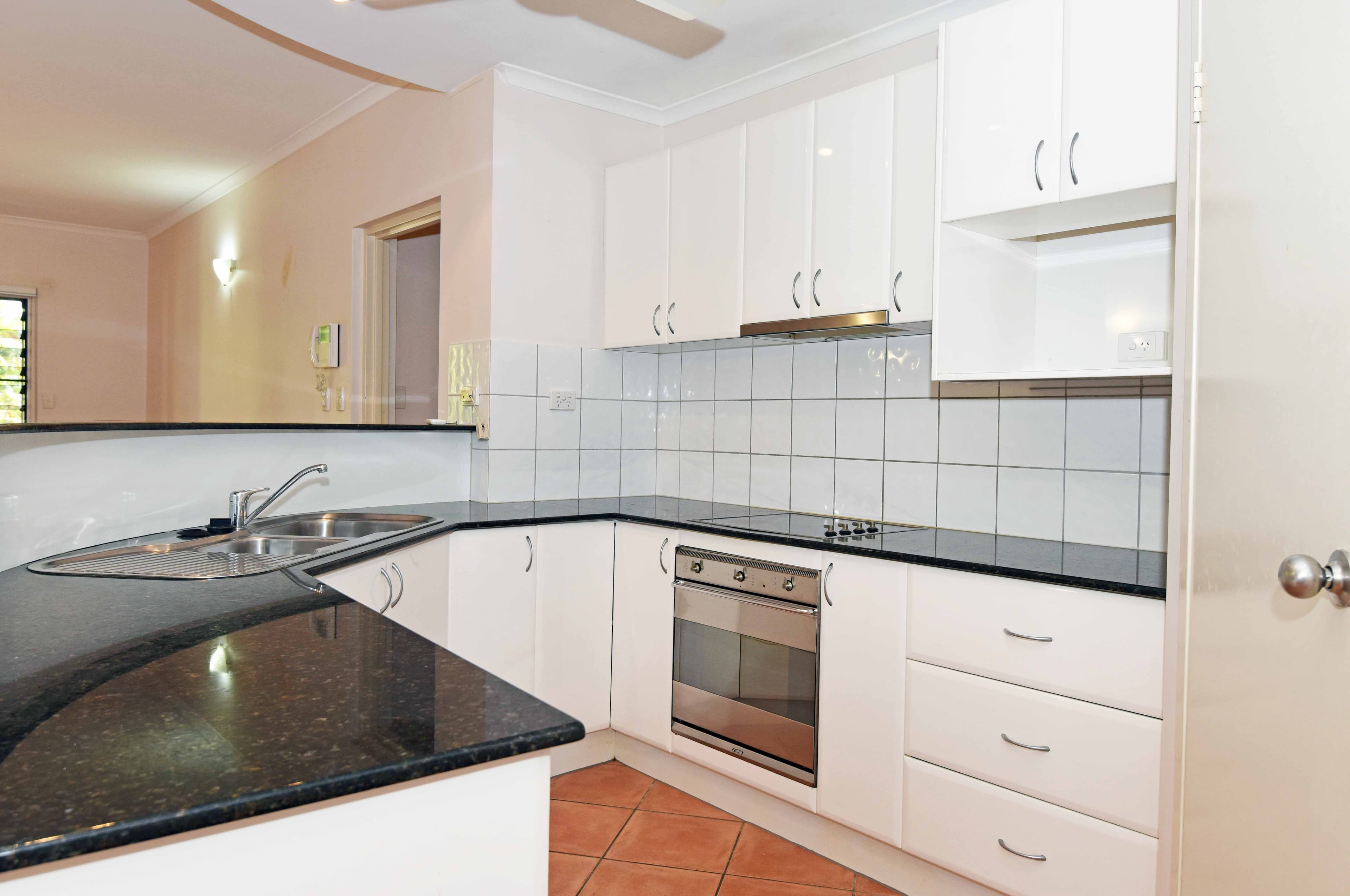 2/1 Daly Street, Larrakeyah NT 0820, Larrakeyah - Thumbnail 3