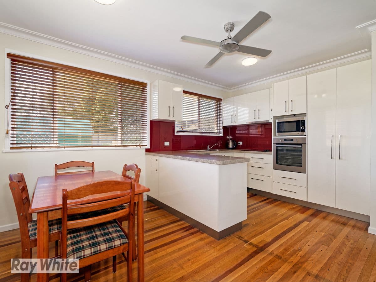24 Silvester Street, Redcliffe QLD 4020, Redcliffe - Thumbnail 4