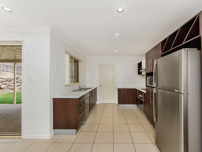 11 Southern Lights Drive, Pimpama QLD 4209, Pimpama - Thumbnail 4