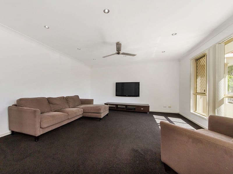 11 Southern Lights Drive, Pimpama QLD 4209, Pimpama - Thumbnail 3