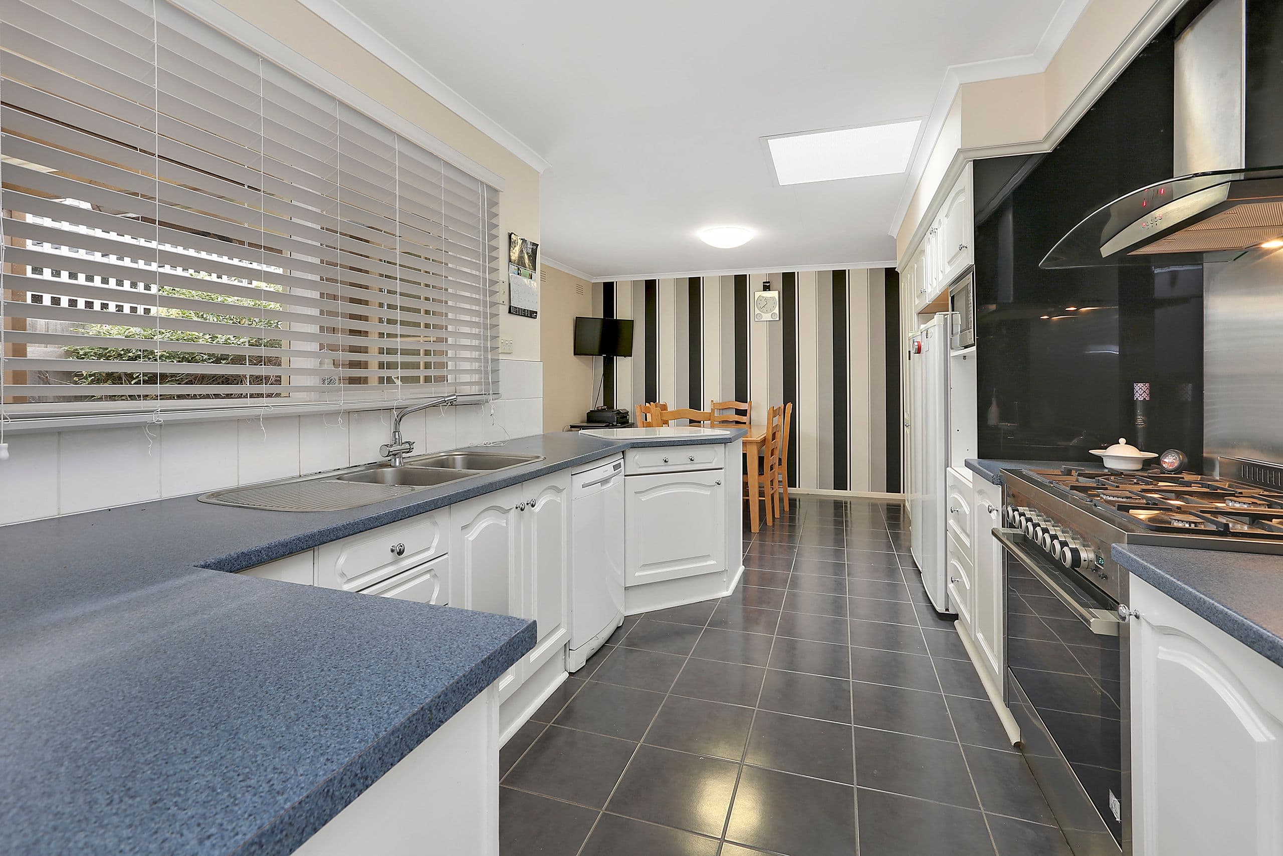 20 Norfolk Avenue, Grovedale VIC 3216, Grovedale - Thumbnail 4