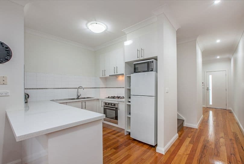 25 Fyfe Street, Reservoir VIC 3073, Reservoir - Thumbnail 3