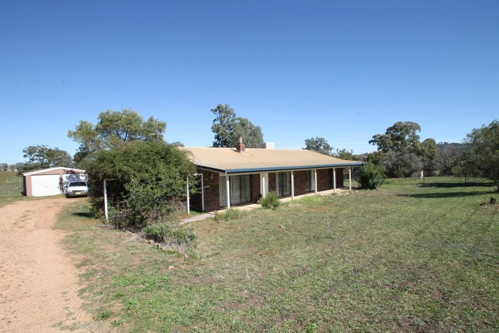 22 Stanley Crescent, Quirindi - Image 1