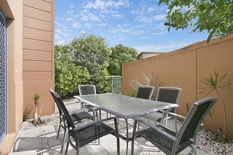117 Palm Meadows Drive, Carrara QLD 4211, Carrara - Thumbnail 3