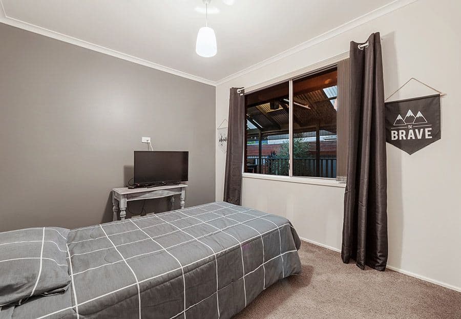 11 Hursley Court, Craigieburn VIC 3064, Craigieburn - Thumbnail 8