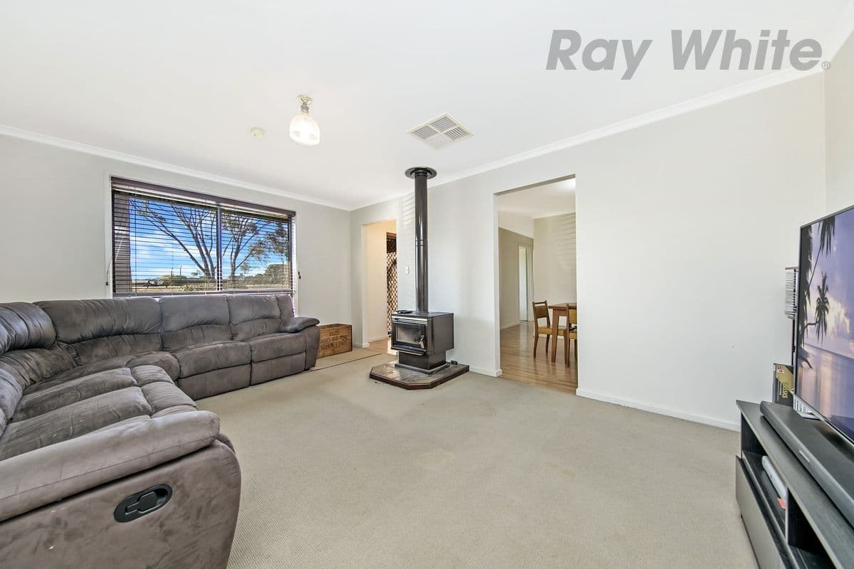 8 Mclean Road, Gawler East SA 5118, Gawler East - Thumbnail 2
