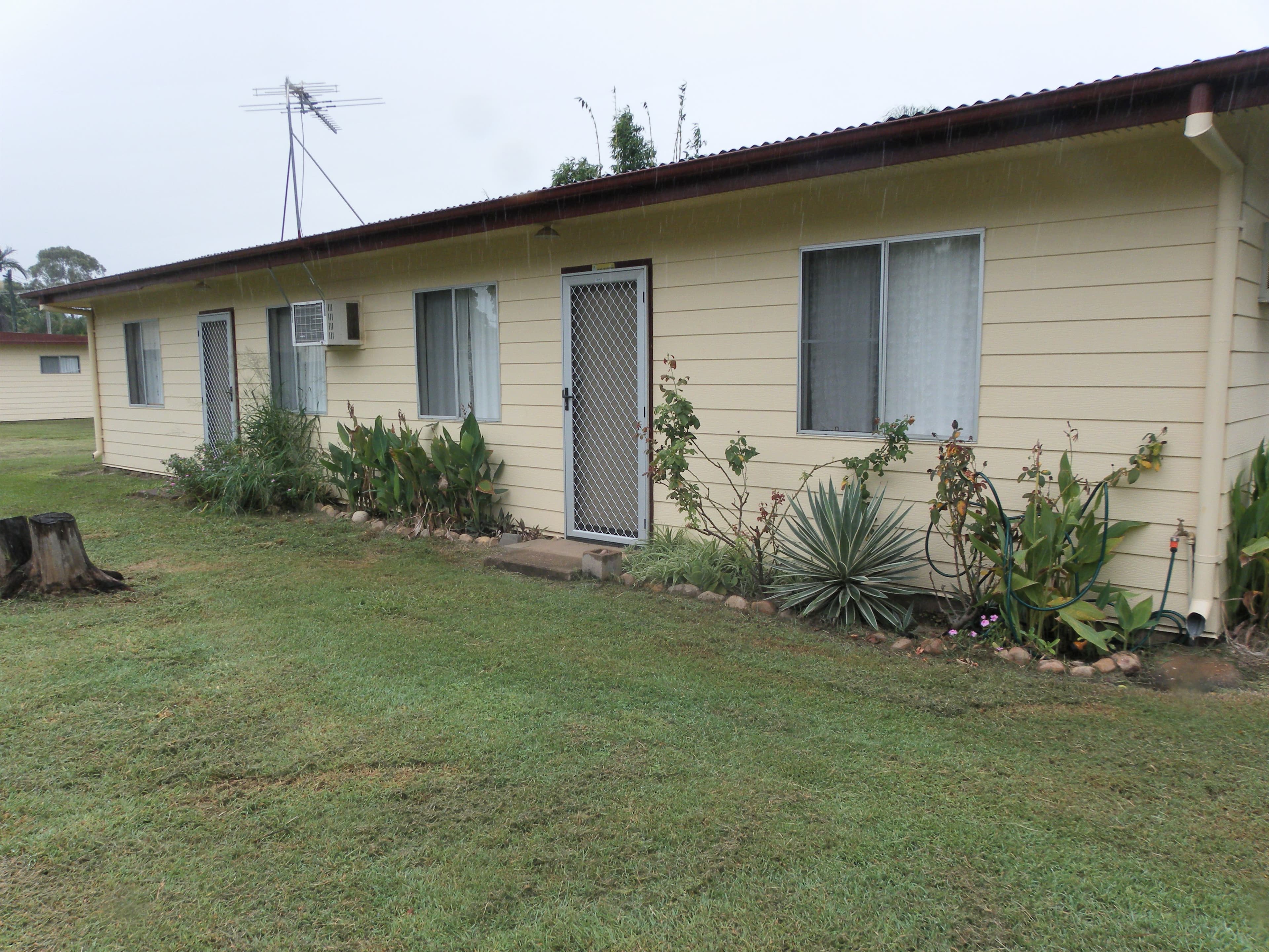 100 Ruby Street, Emerald QLD 4720, Emerald - Image 1