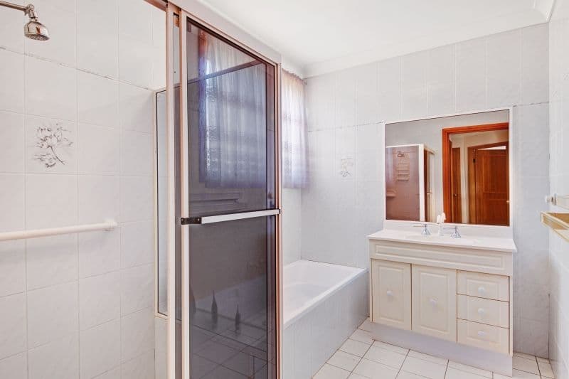 452 Ocean Beach Road, Umina Beach NSW 2257, Umina Beach - Thumbnail 5