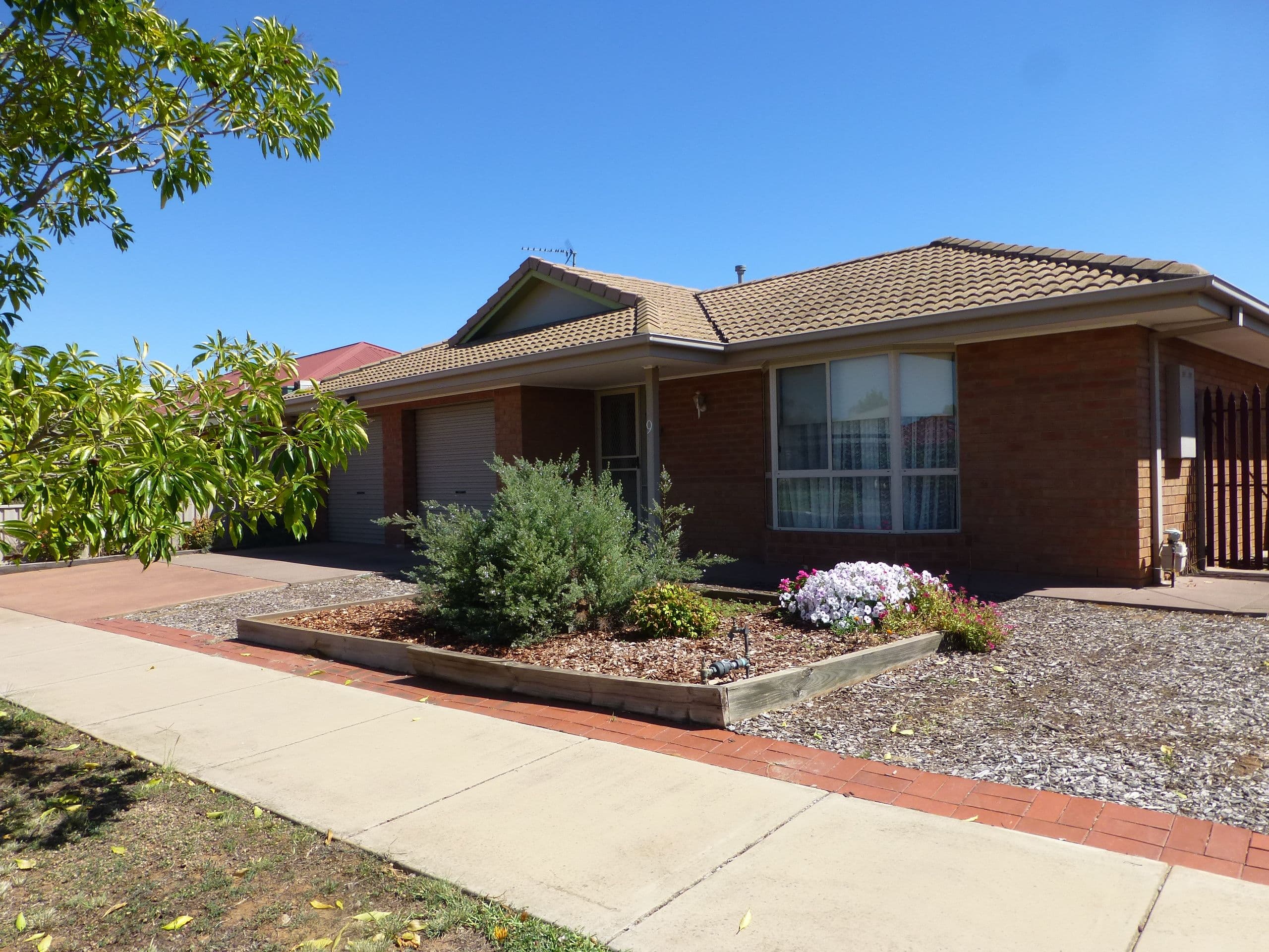 9 Genevieve Avenue, Echuca VIC 3564, Echuca - Image 1