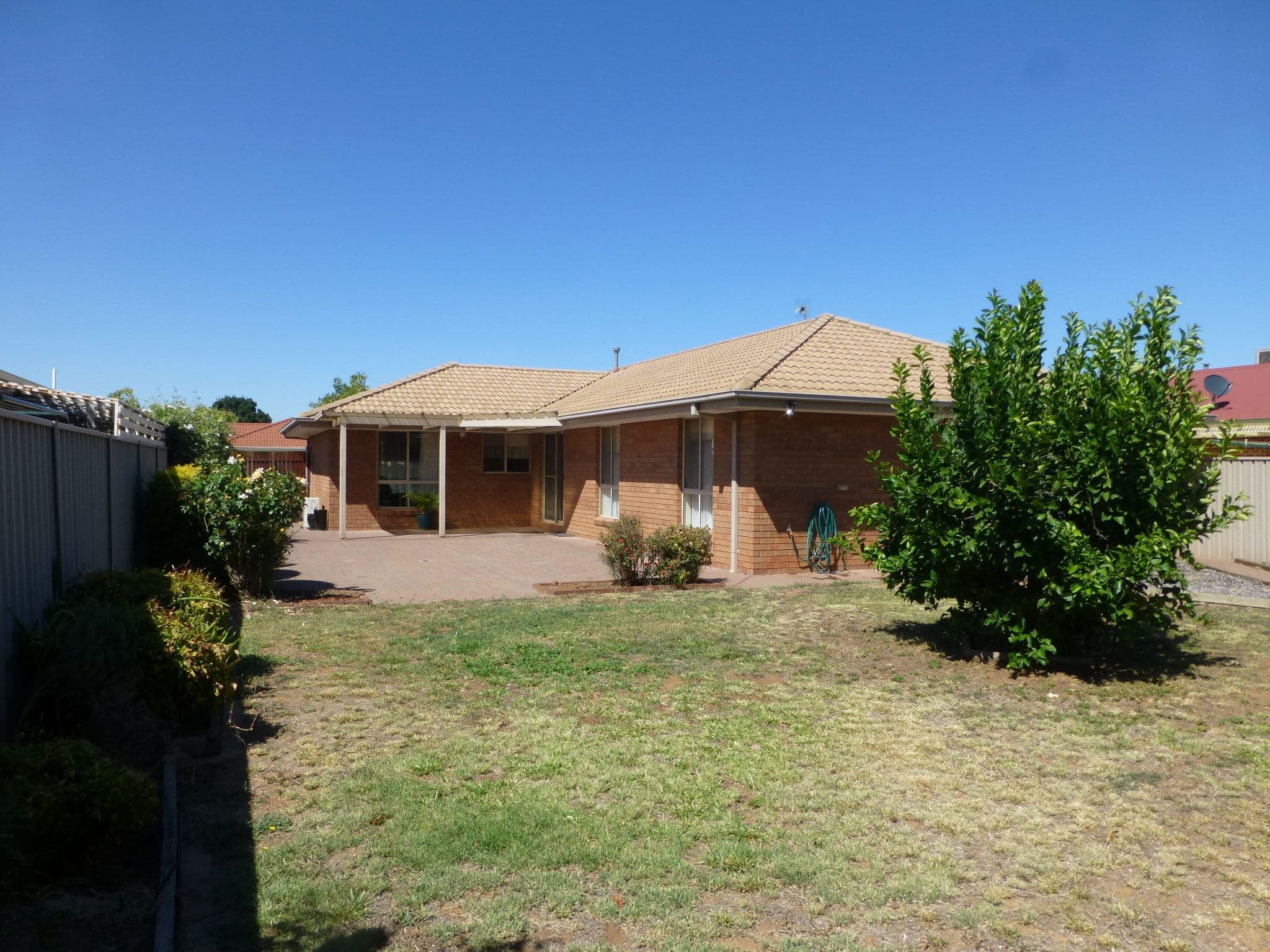 9 Genevieve Avenue, Echuca VIC 3564, Echuca - Thumbnail 2