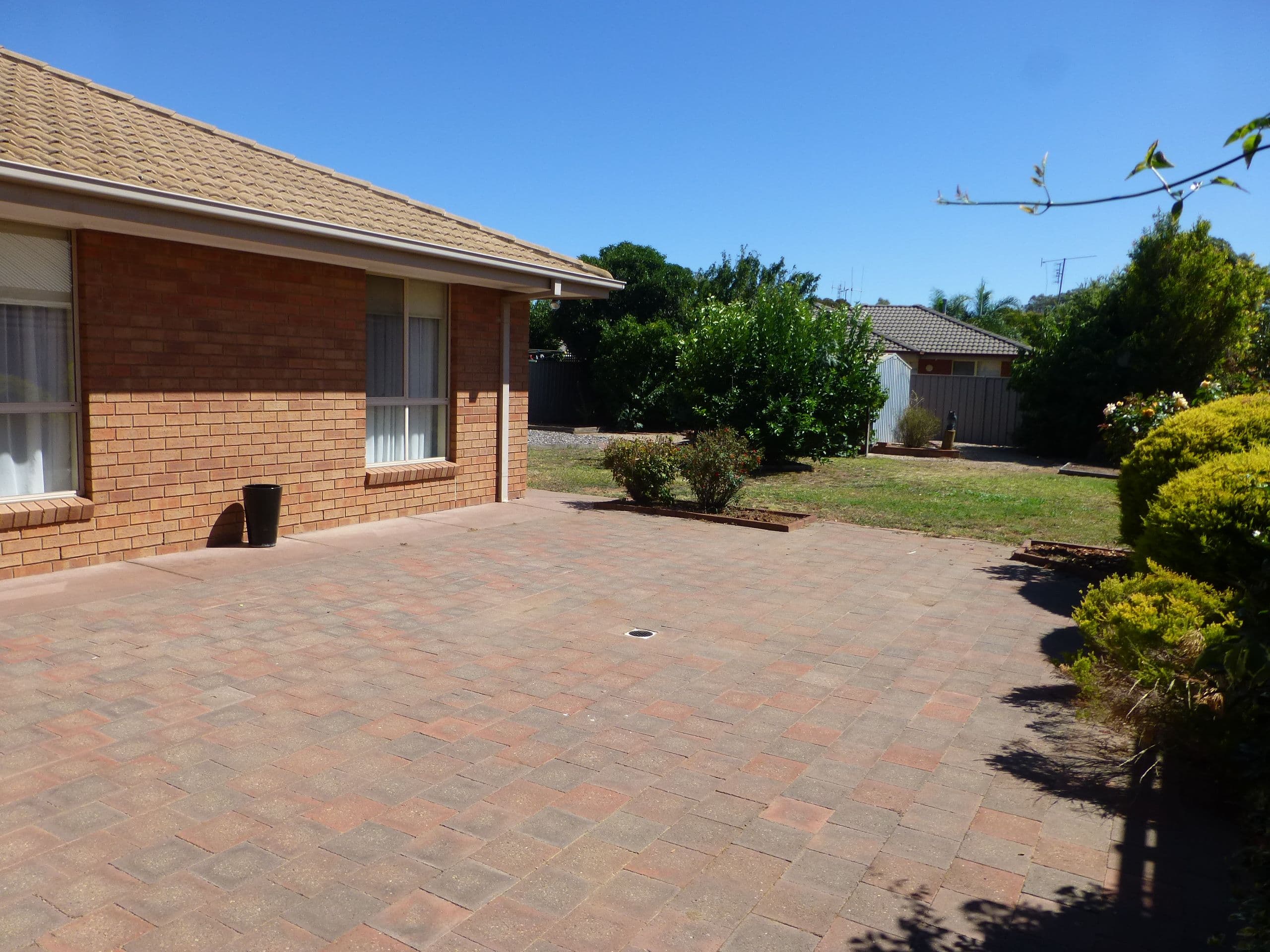 9 Genevieve Avenue, Echuca VIC 3564, Echuca - Thumbnail 3