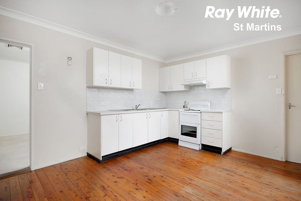 38 Garonne Street, Seven Hills - Thumbnail 7
