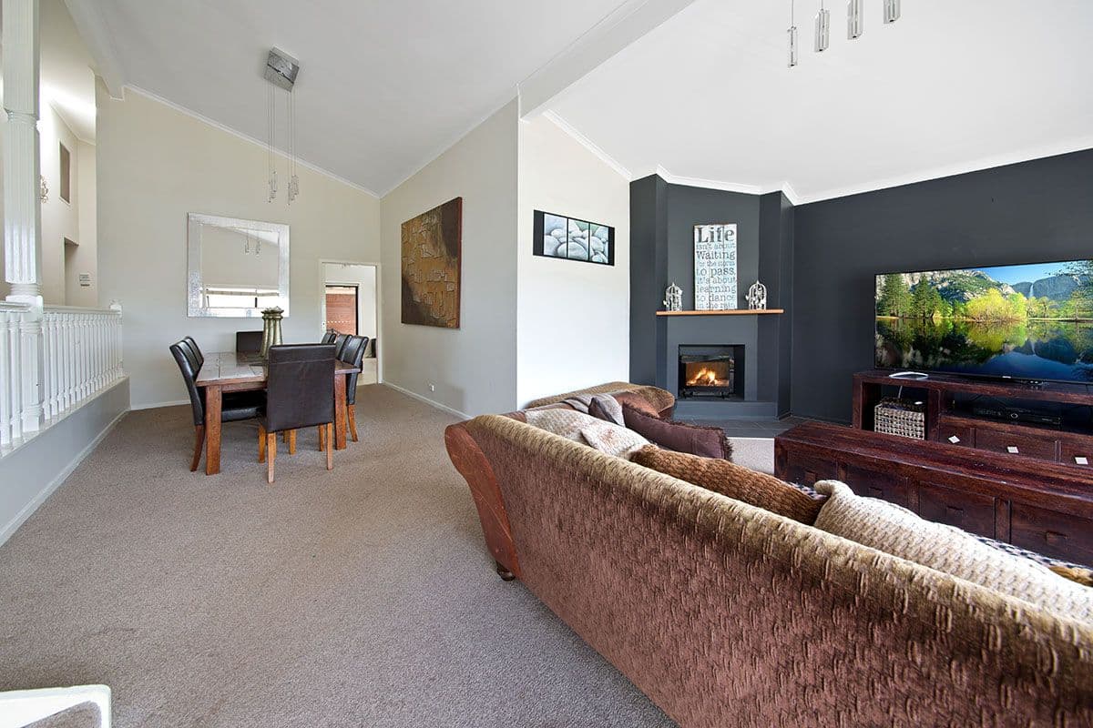 17 Kaloona Drive, BOURKELANDS NSW 2650, Bourkelands - Thumbnail 3