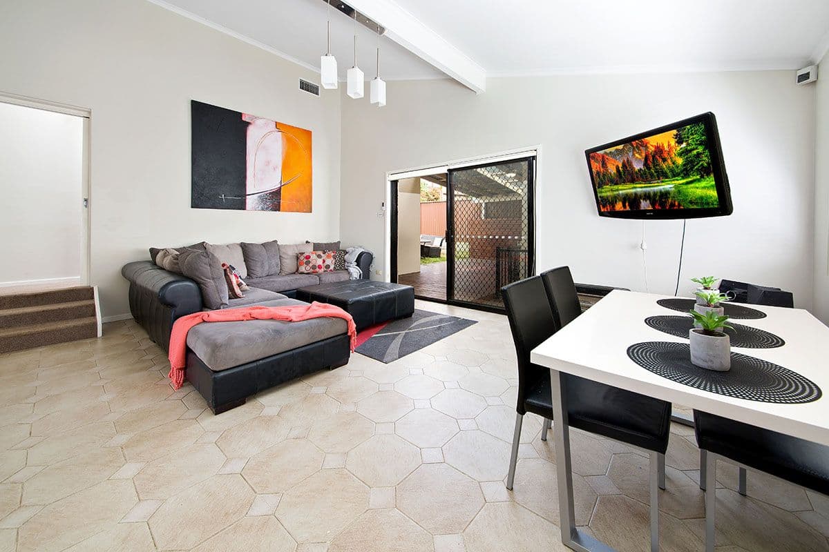 17 Kaloona Drive, BOURKELANDS NSW 2650, Bourkelands - Thumbnail 5