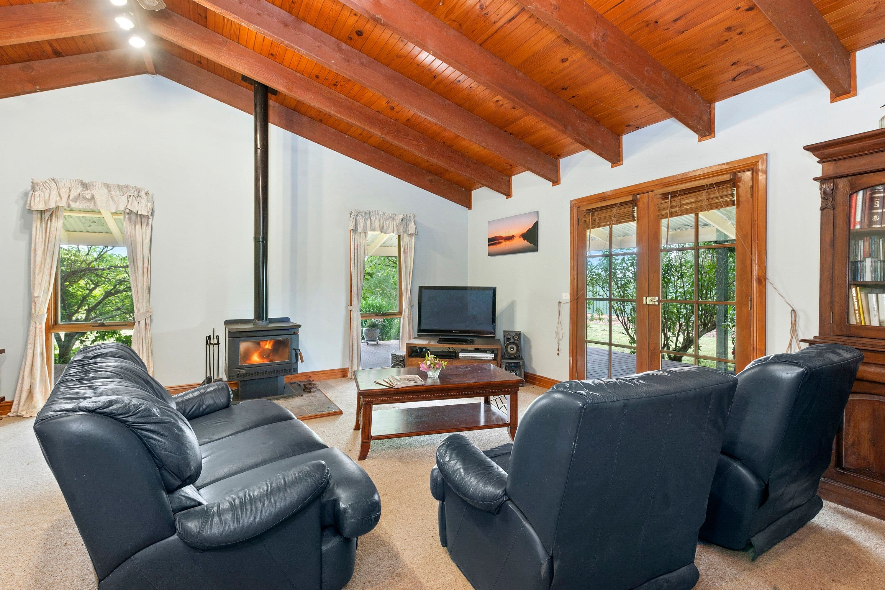 926 Gillies Road, Bald Hills VIC 3364, Bald Hills - Thumbnail 4