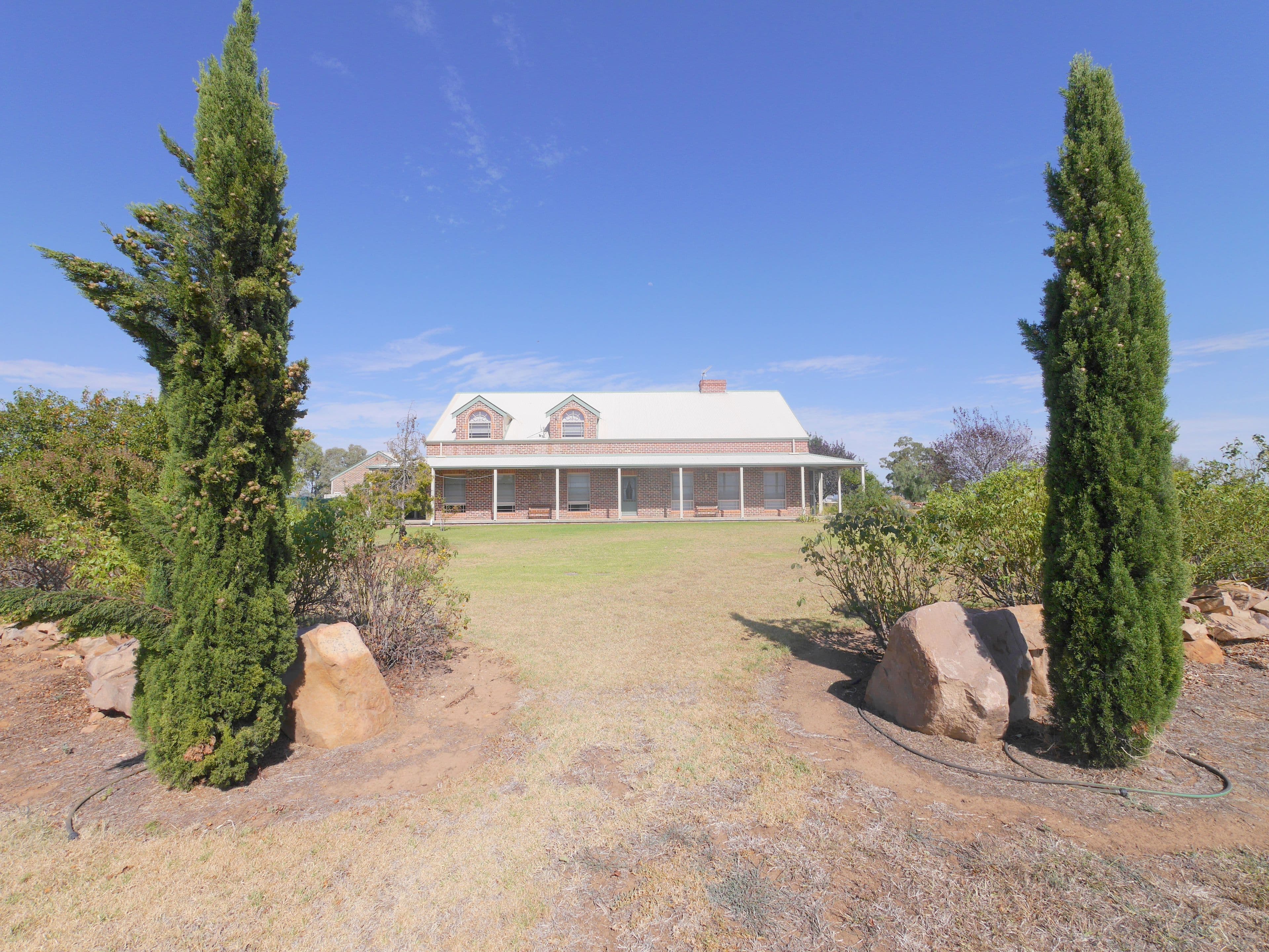 42 Delaneys Road, Cowra - Image 1