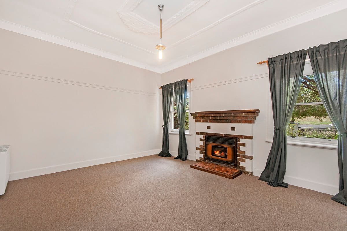 51 Carmichael Street, Hamilton VIC 3300, Hamilton - Thumbnail 3
