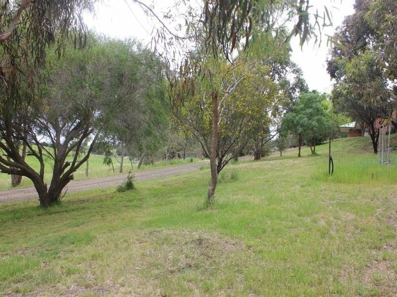820 Mt Ridley Road, Mickleham VIC 3064, Mickleham - Thumbnail 7