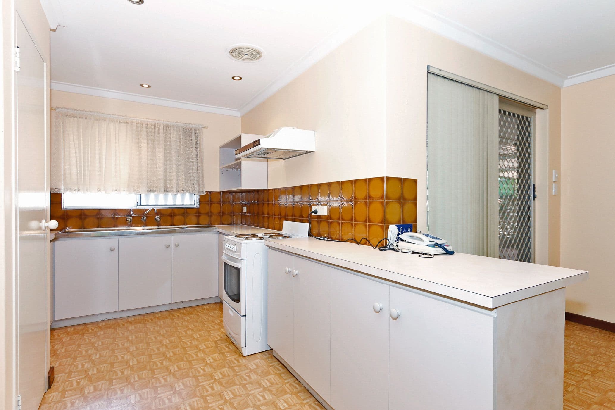 99 Talbot Road, Swan View WA 6056, Swan View - Thumbnail 5