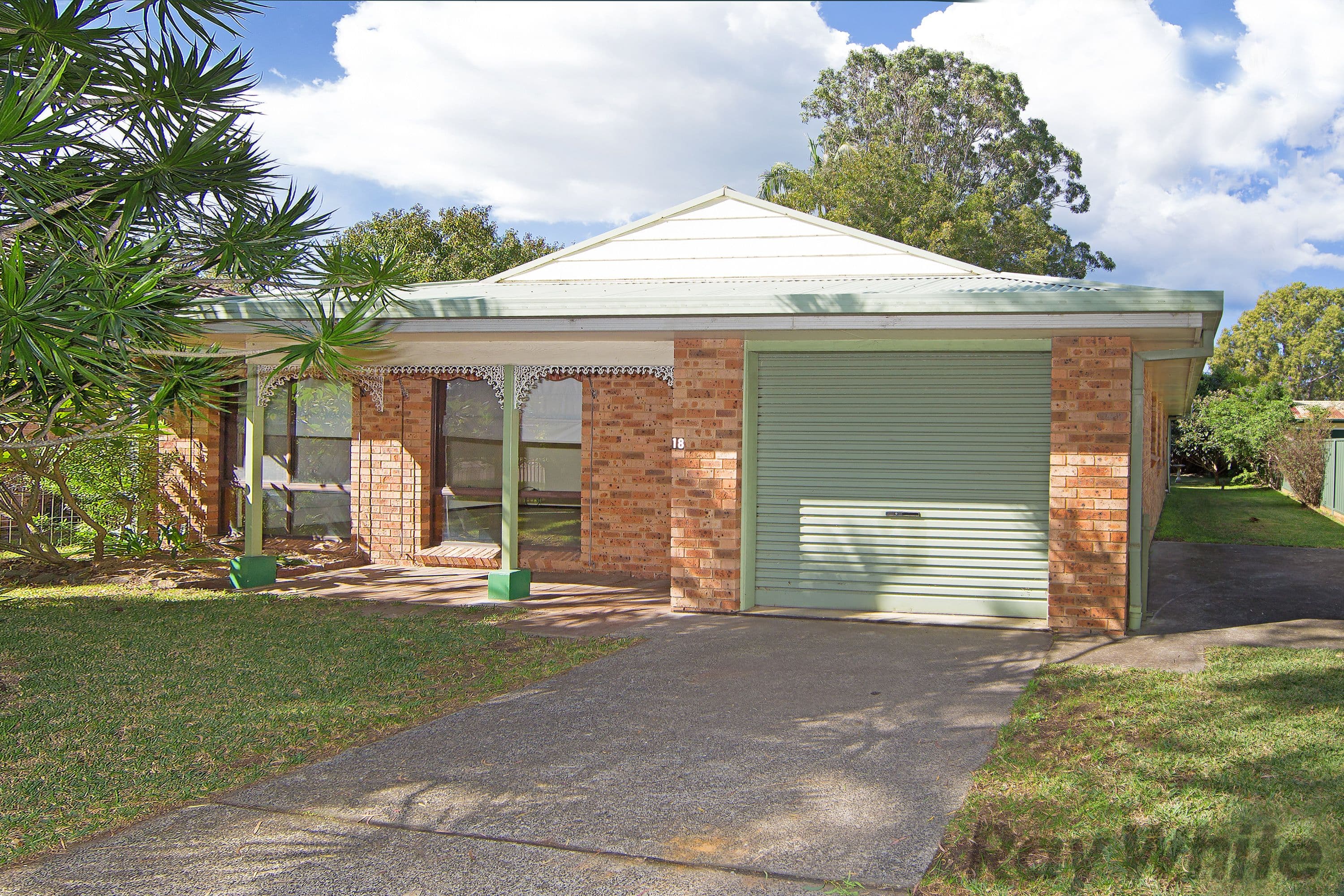 18 Noela Place, Budgewoi - Image 1