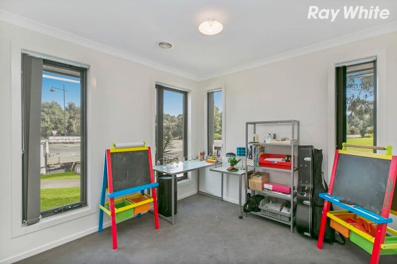 1 Central Avenue, Pakenham VIC 3810, Pakenham - Thumbnail 8