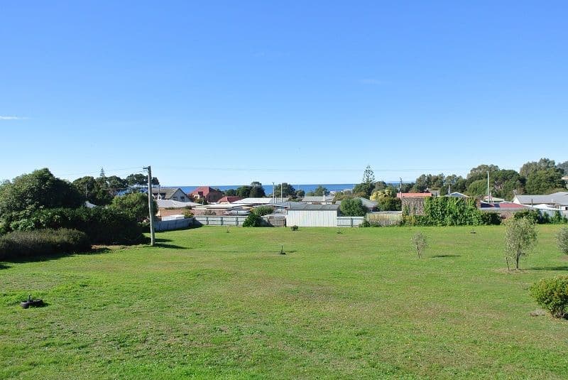 20 Glenburn Crescent, Sulphur Creek TAS 7316, Sulphur Creek - Thumbnail 2