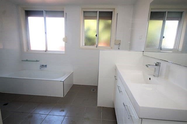 114a Whitford Road, Hinchinbrook NSW 2168, Hinchinbrook - Thumbnail 8