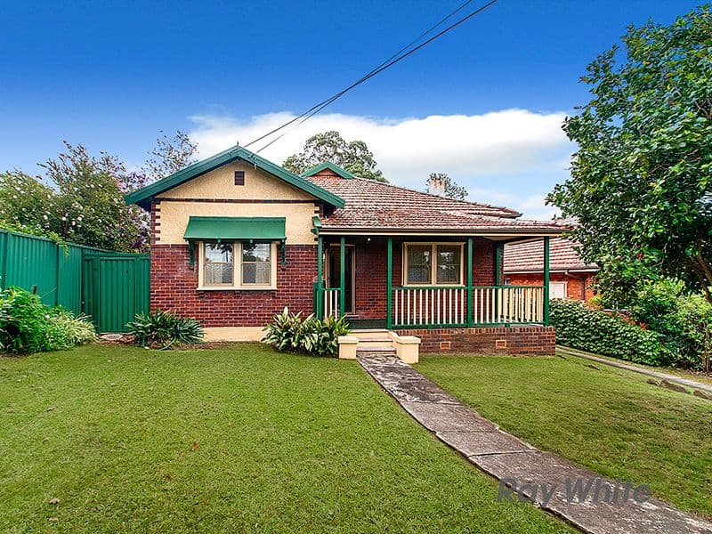 92 Carlingford Road, Epping - Image 1