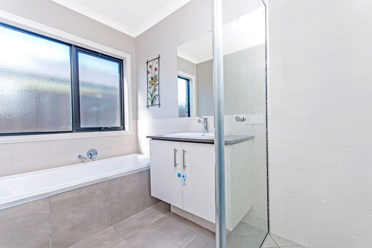16 Rawlings Drive, Warrnambool VIC 3280, Warrnambool - Thumbnail 7