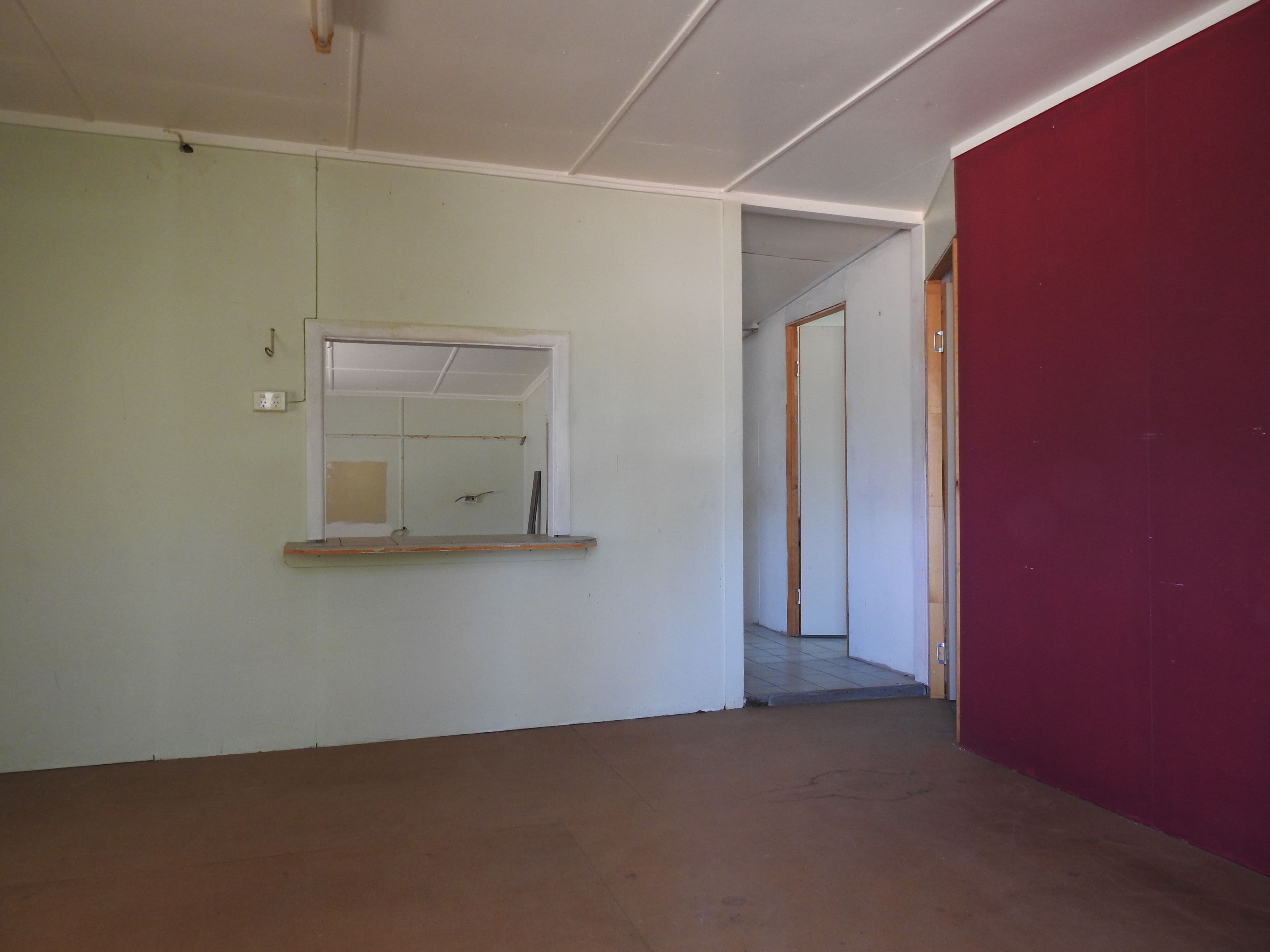 116 Gidyea Street, Barcaldine QLD 4725, Barcaldine - Thumbnail 4
