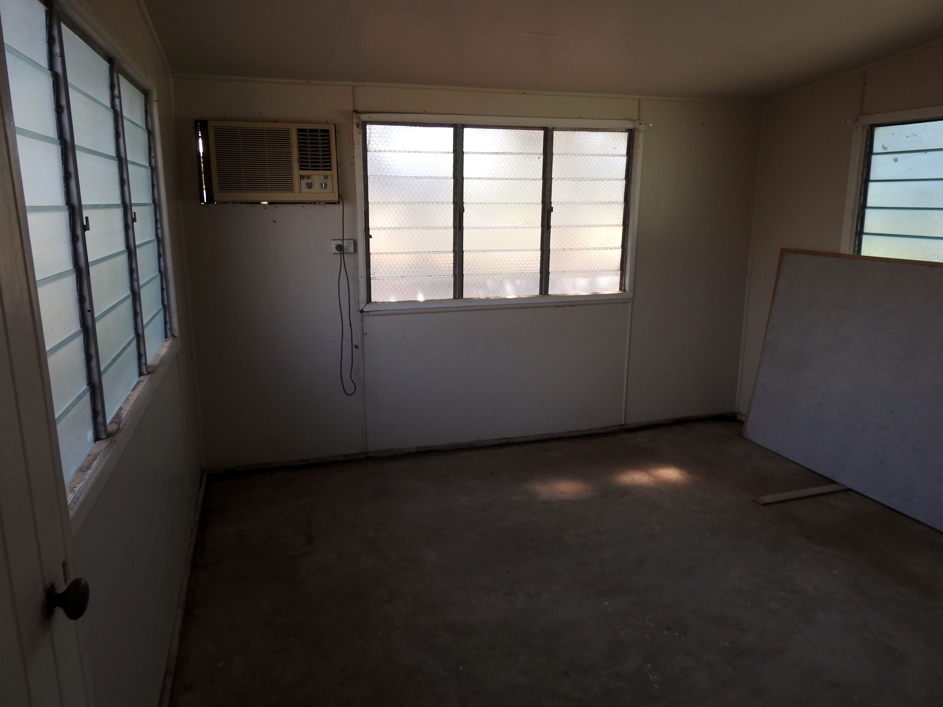 116 Gidyea Street, Barcaldine QLD 4725, Barcaldine - Thumbnail 6