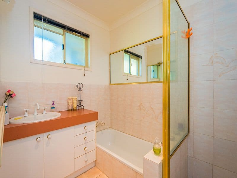 11 Gretel Drive, Mermaid Waters QLD 4218, Mermaid Waters - Thumbnail 8