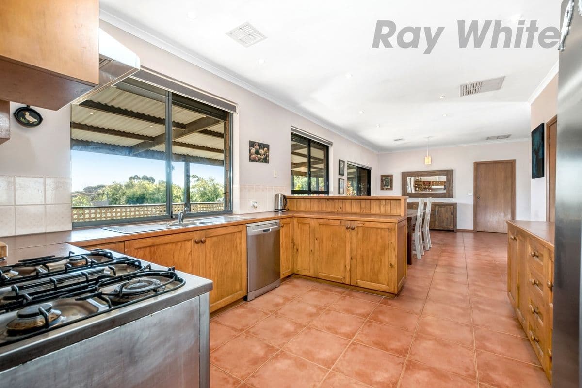 9 Bartel Court, Gawler East SA 5118, Gawler East - Thumbnail 4