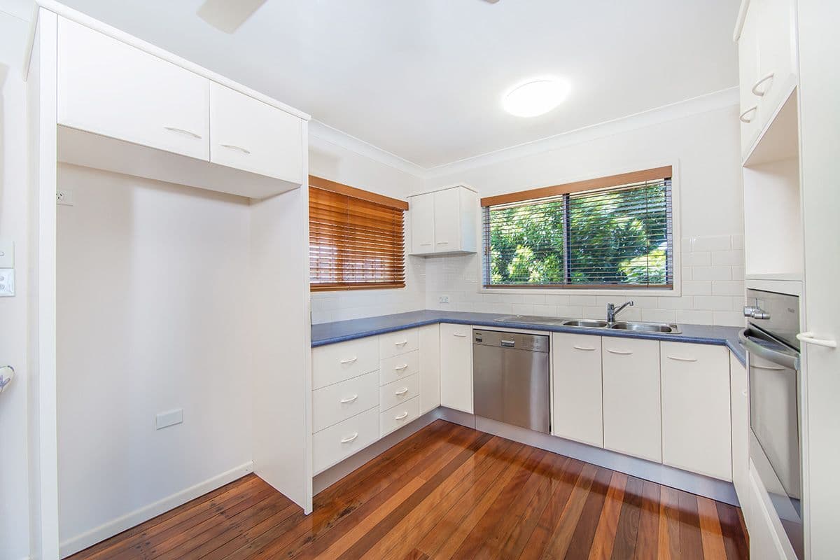 8 Kensington Way, Strathpine QLD 4500, Strathpine - Thumbnail 8