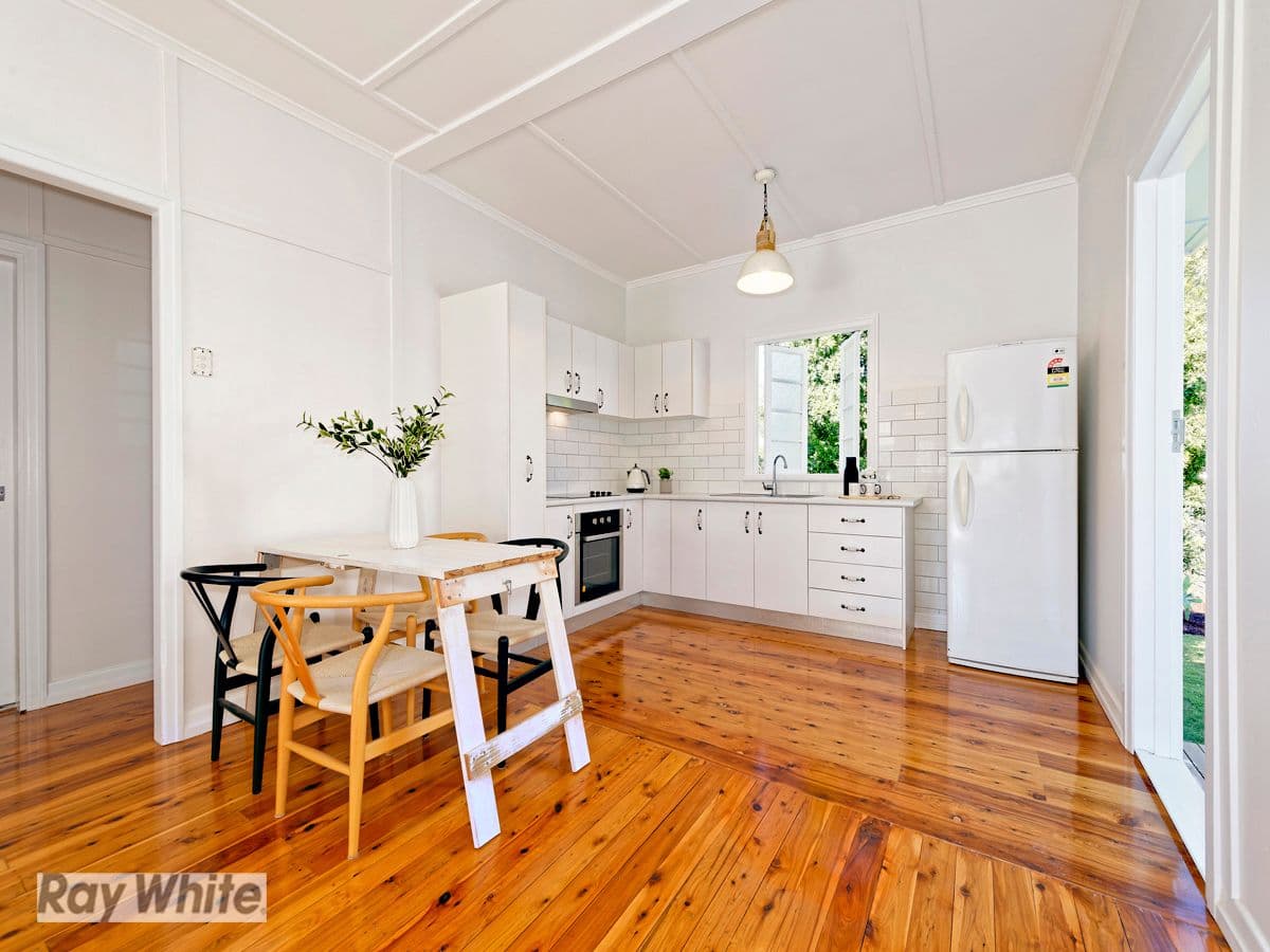 39 Shields Street, Redcliffe QLD 4020, Redcliffe - Thumbnail 7
