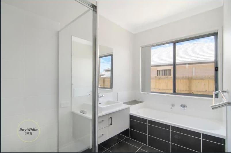 3 Learning Street, Coomera QLD 4209, Coomera - Thumbnail 7