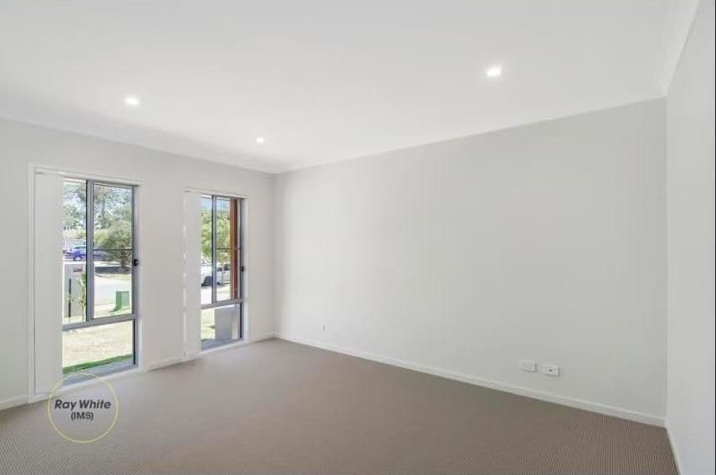 3 Learning Street, Coomera QLD 4209, Coomera - Thumbnail 3