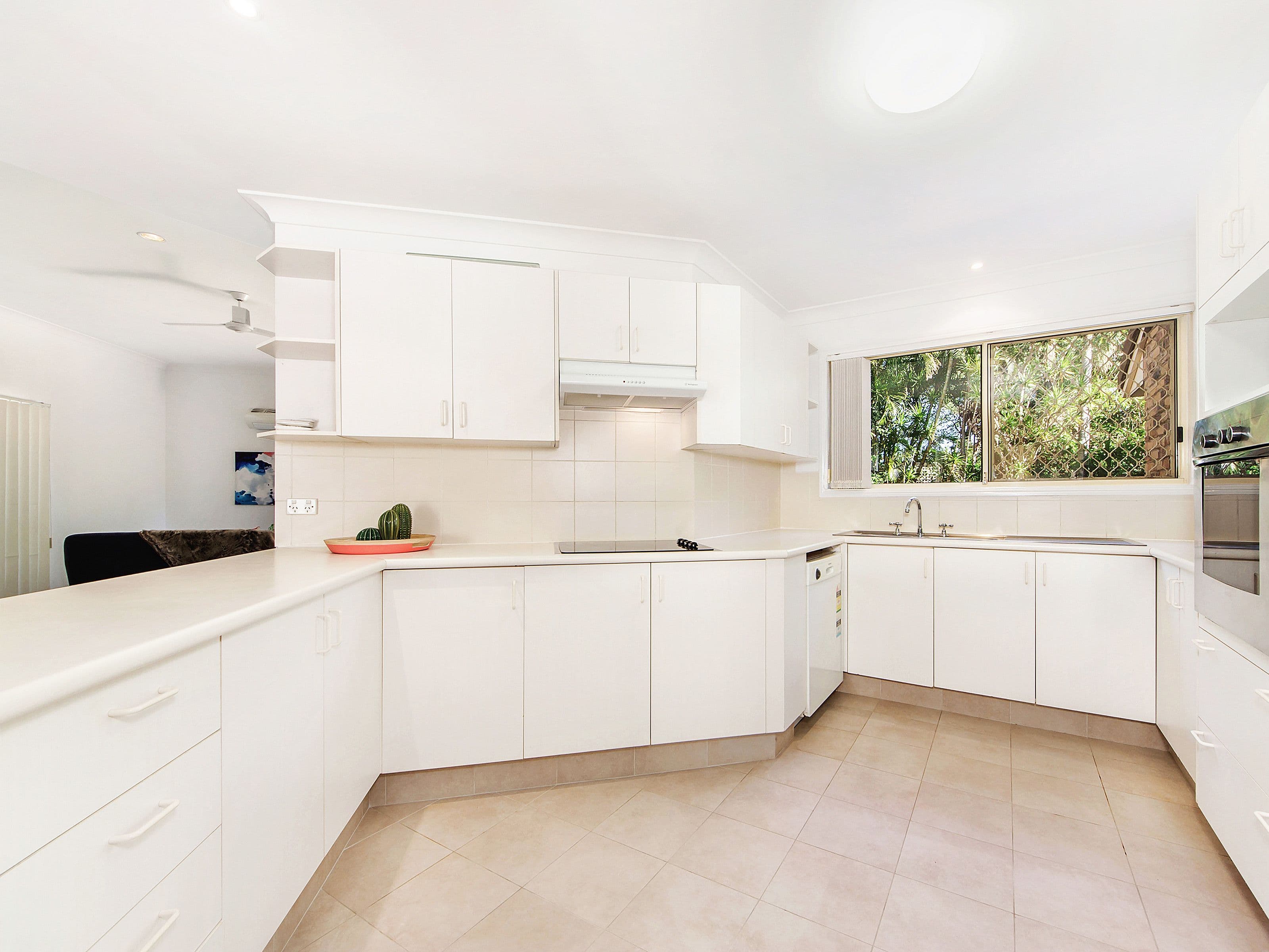 16 Birkdale Street, Robina QLD 4226, Robina - Thumbnail 4
