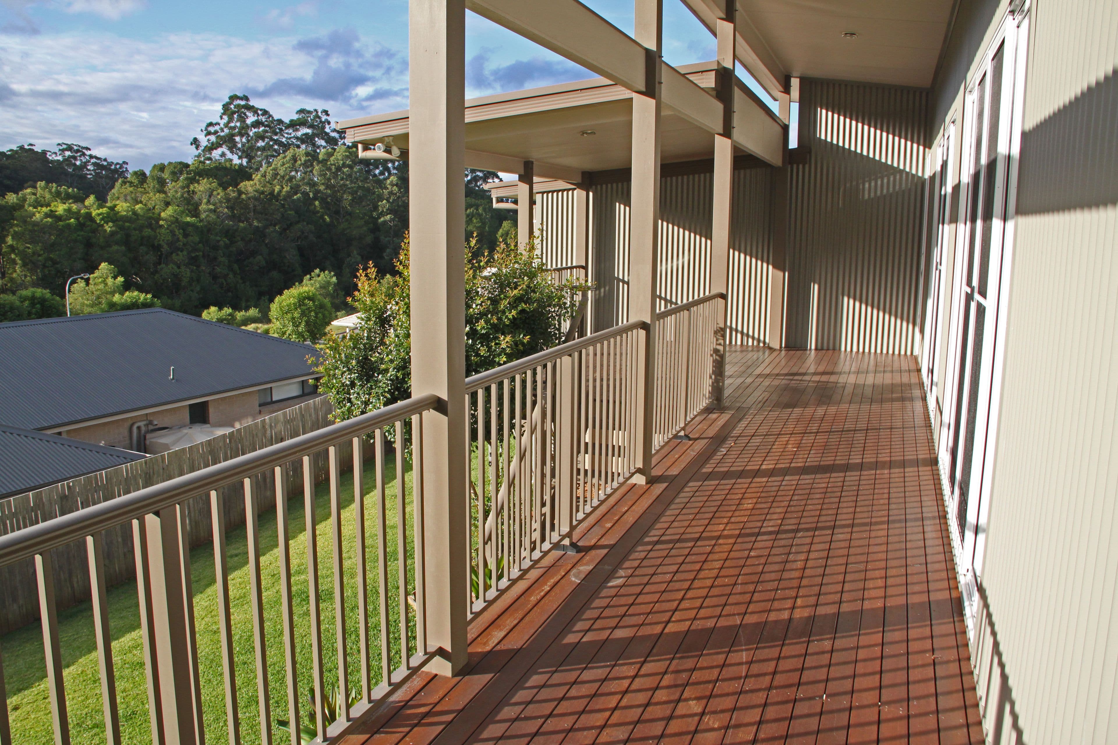 10 Mountain Spring Drive, Kendall - Thumbnail 2
