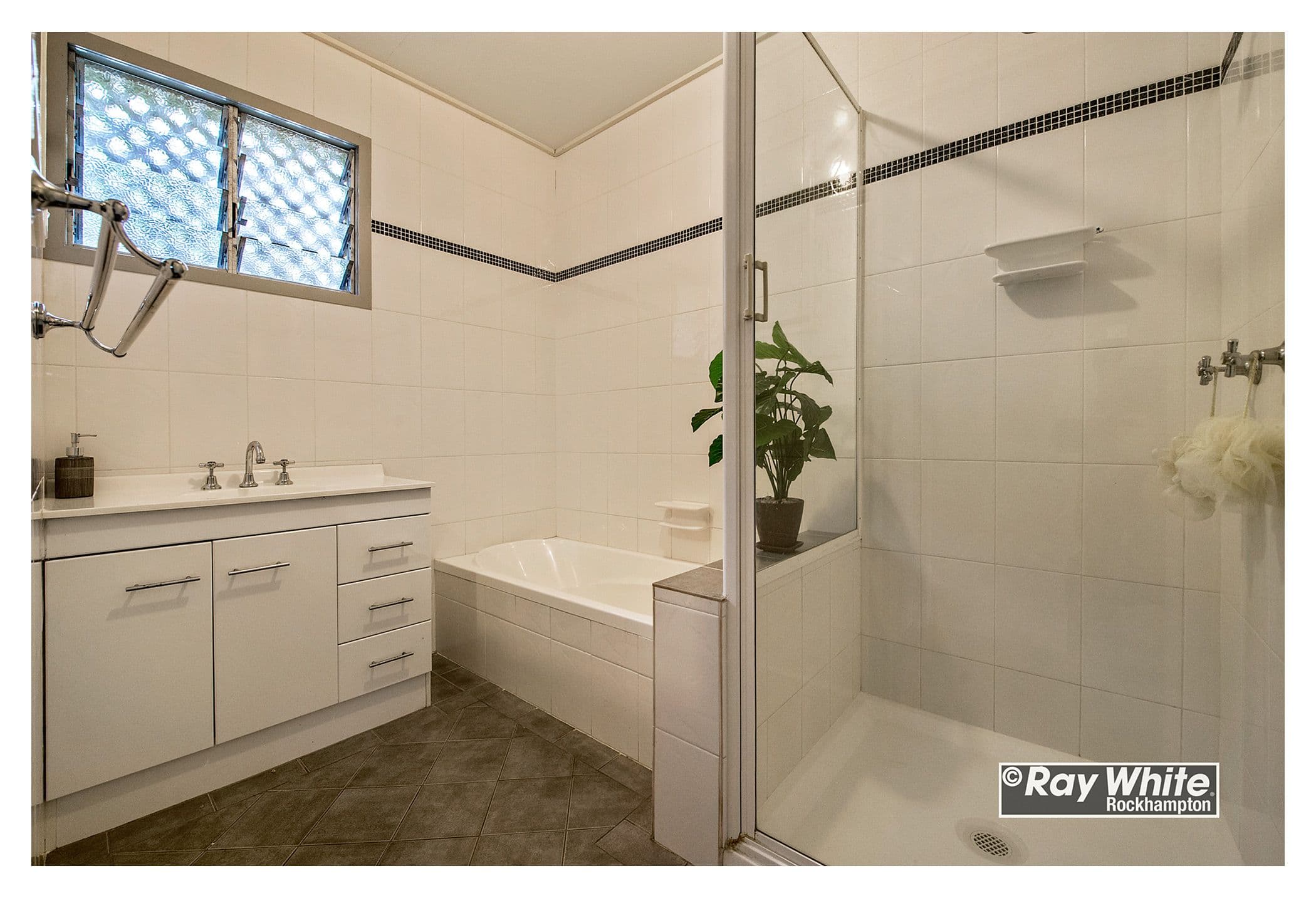 36 Cowap Street, Park Avenue QLD 4701, Park Avenue - Thumbnail 4