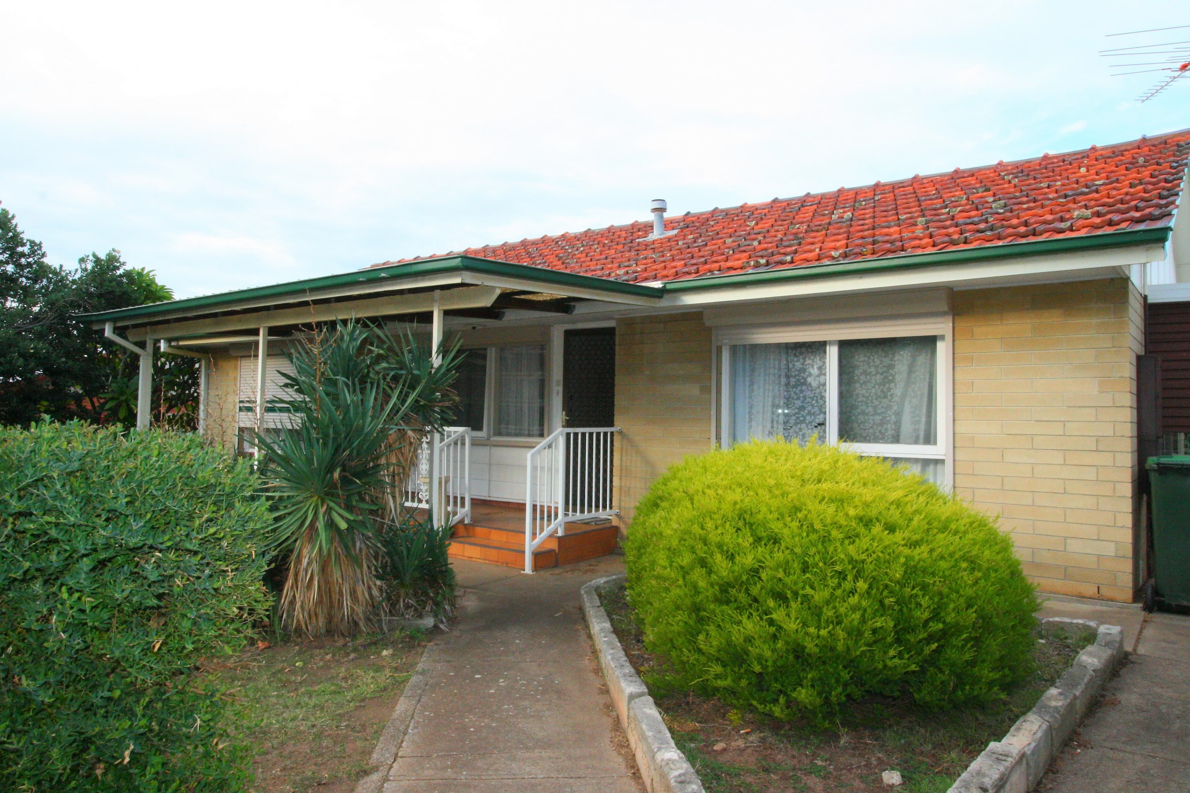 4 Gregory Street, Christie Downs SA 5164, Christie Downs - Thumbnail 2
