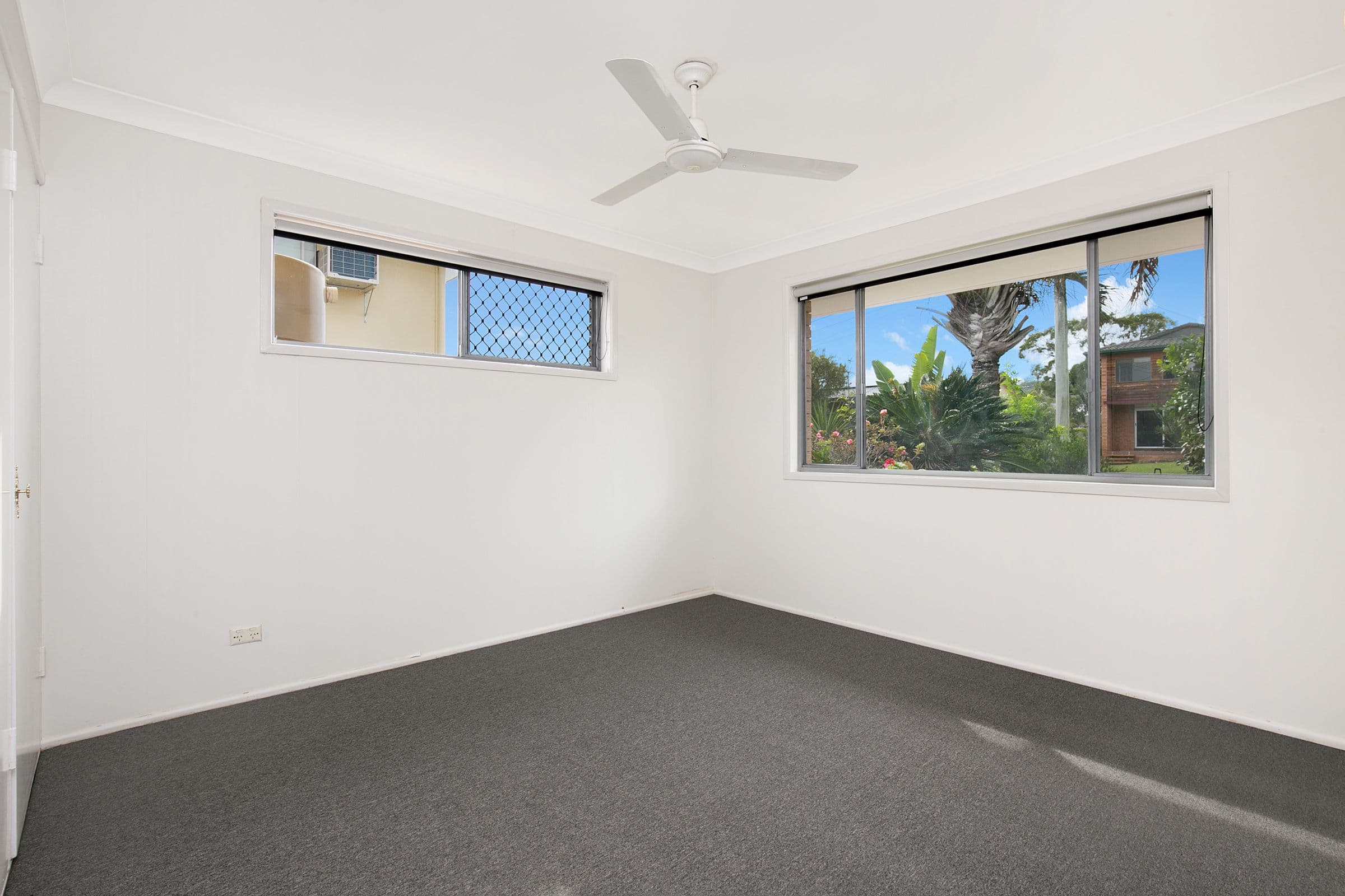 12 Whitfield Avenue, Springwood QLD 4127, Springwood - Thumbnail 5