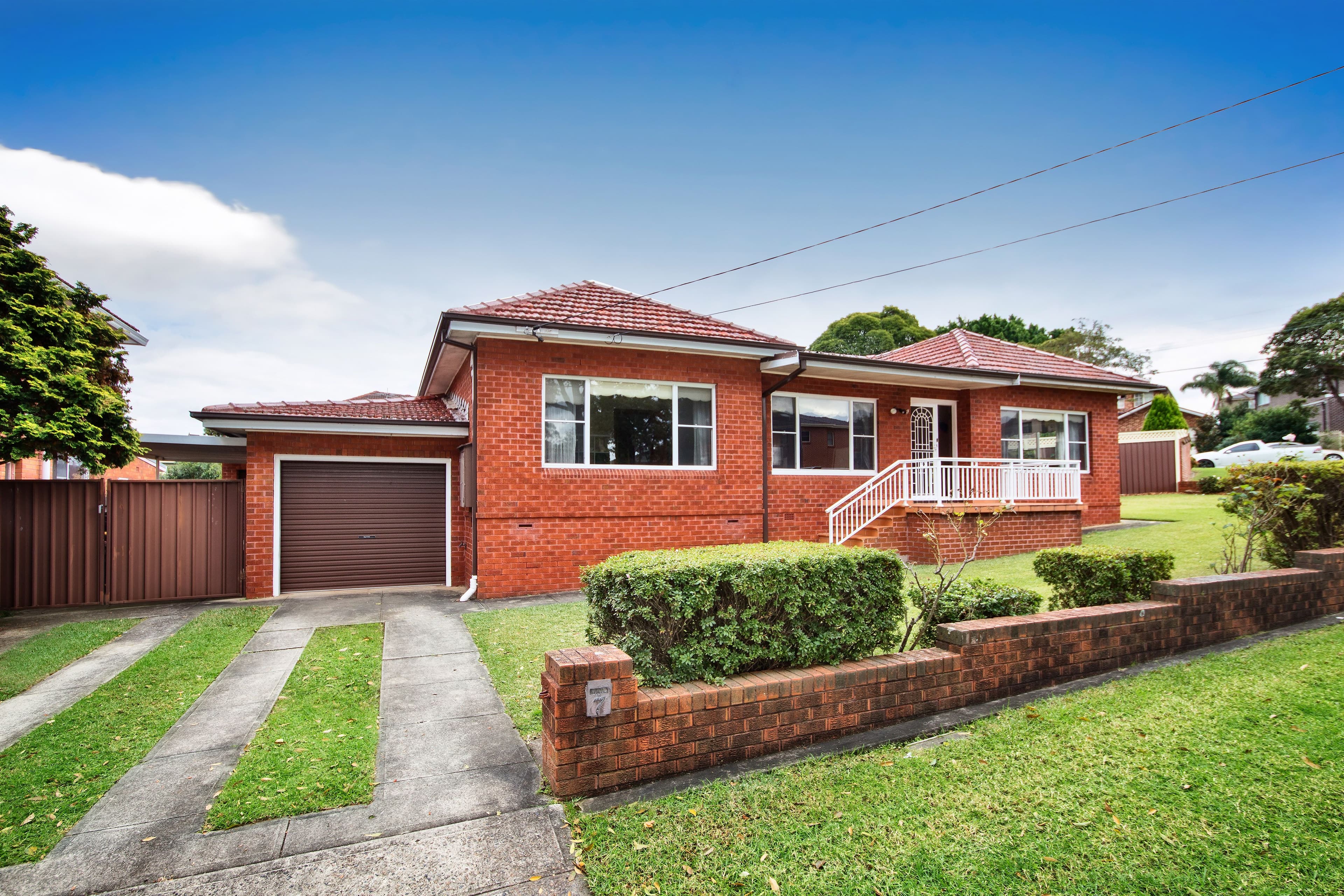 7 Kooemba Road, Beverly Hills - Image 1