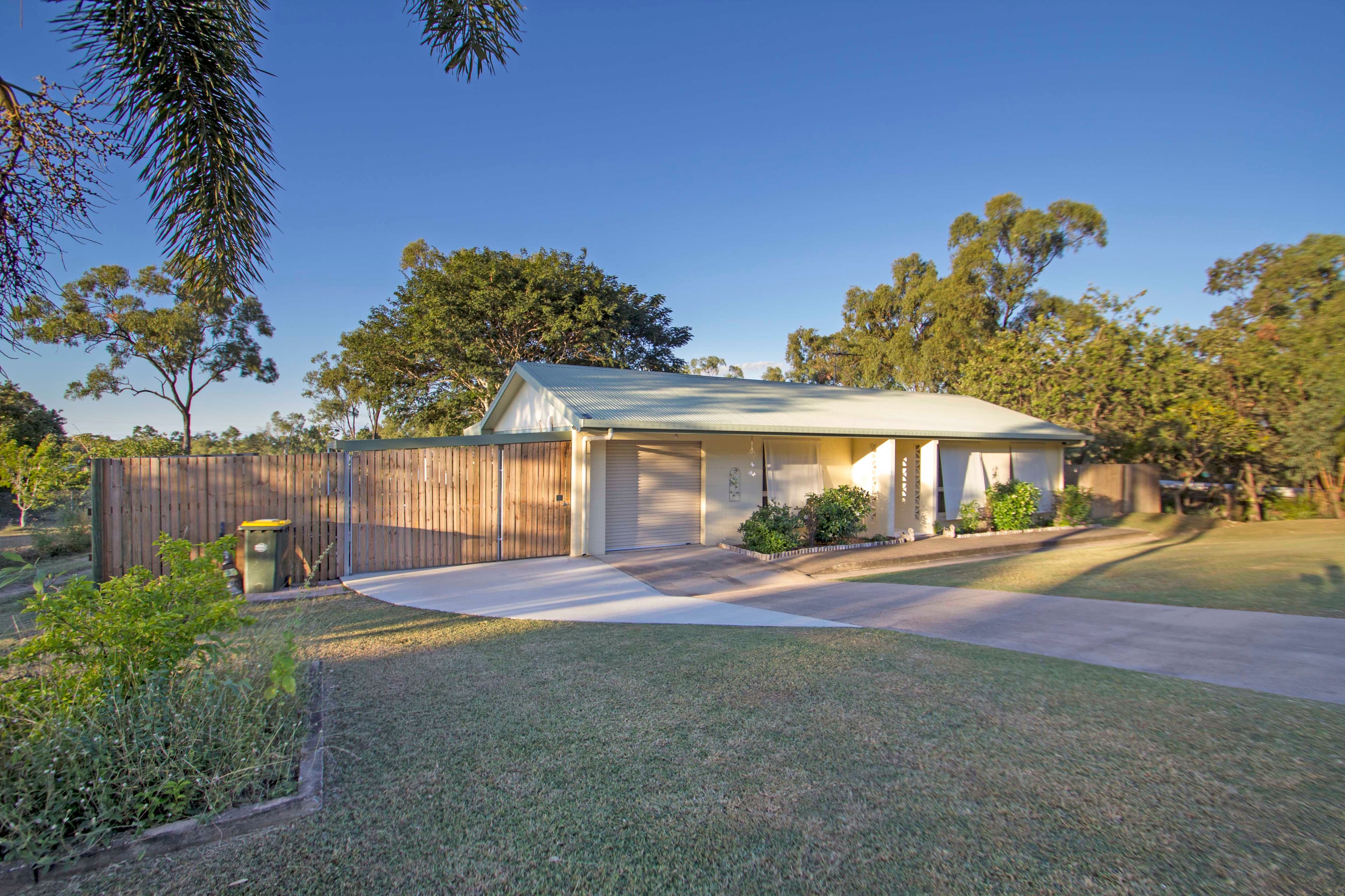 11 Mount Kulburn Drive, Jensen QLD 4818, Jensen - Image 1